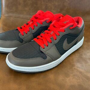 Womens Air Jordan 1 low SE Newsprint Olive Grey